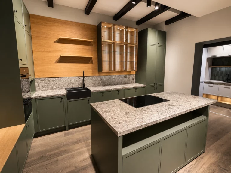 cuisine-sur-mesure-bruxelles-av5085-ncs-s7005g50y-ilot-central-vue-ensemble